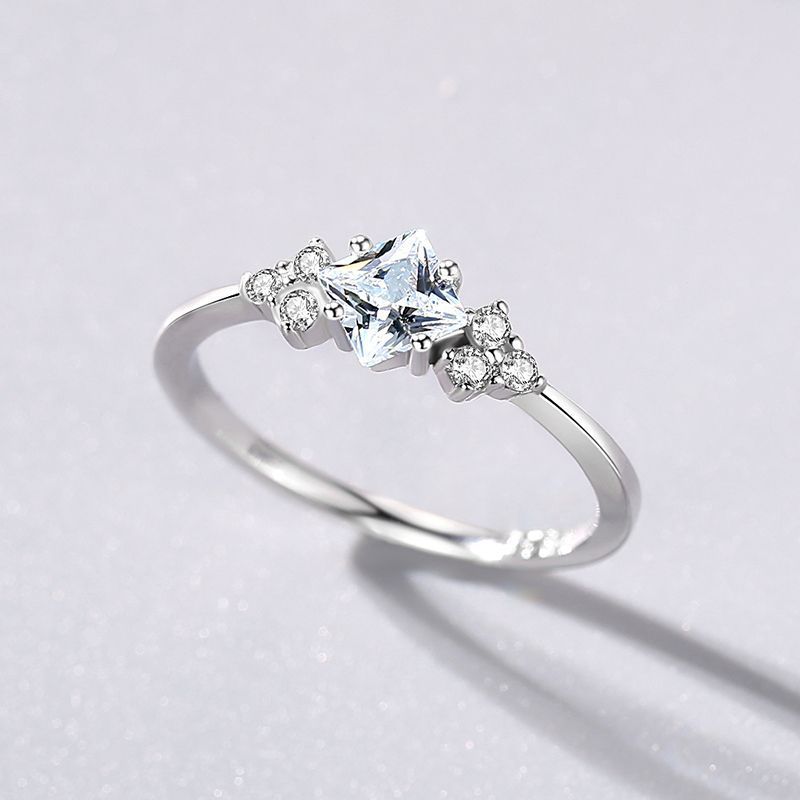 Japanese Inspired Light Luxury Ring