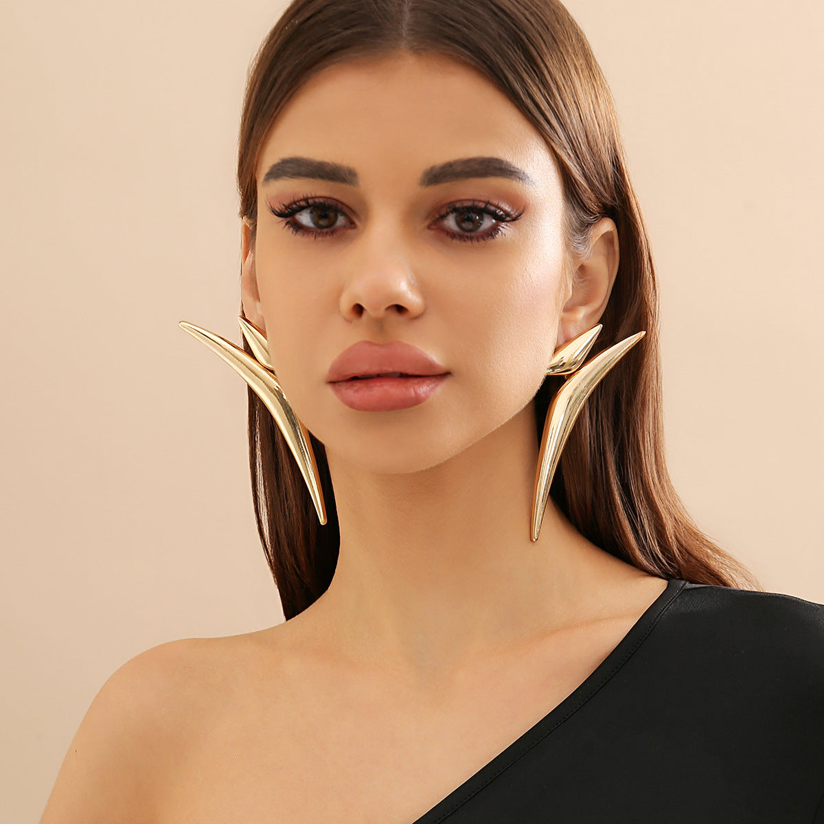 European And American Style Exaggerated Geometry Triangle Elbow Personalized Earrings - Gleamse