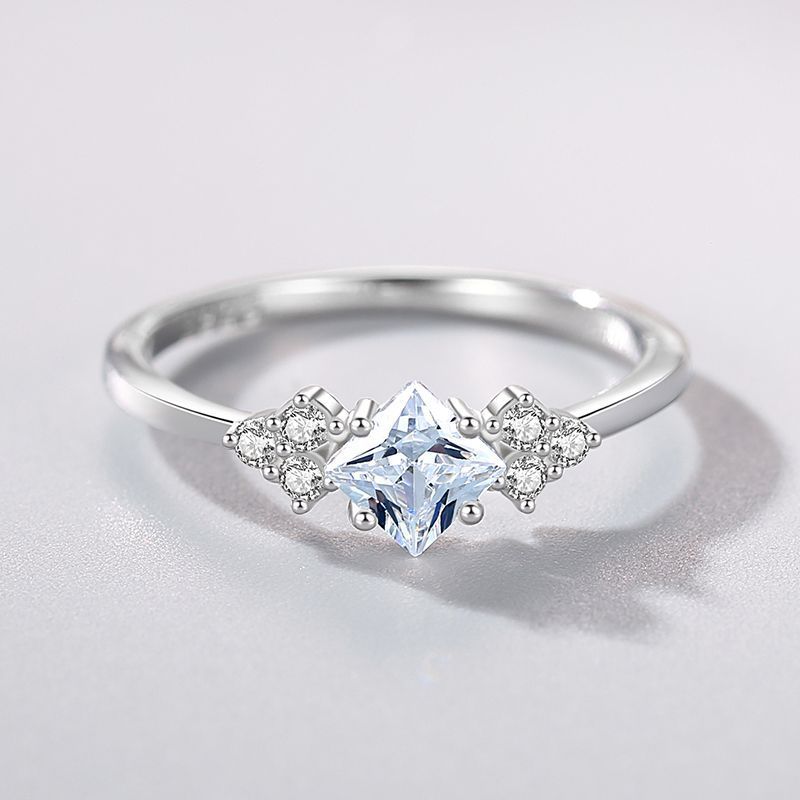 Japanese Inspired Light Luxury Ring