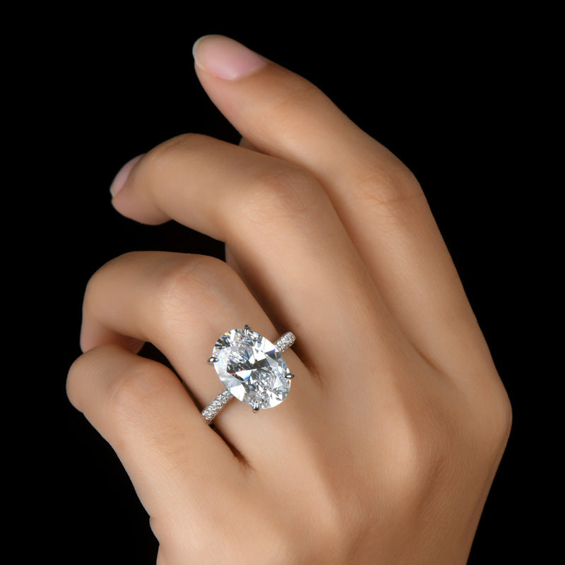 European And American Entry Lux Advanced Elegant Simulation Moissanite Diamond Ring - Gleamse