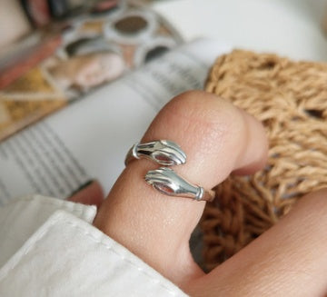 S925 Silver Embrace Signature Hug Ring