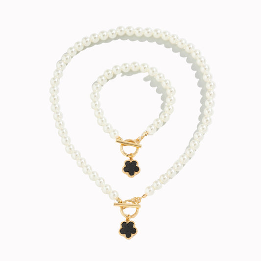 Five-Petal Flower Pearl Necklace and Bracelet Set