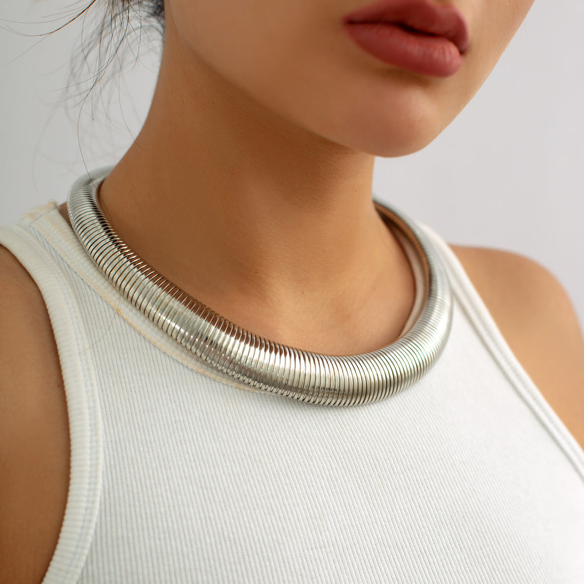 Snake Bone Line Collar Necklace